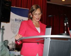 Dietlind Grabe-Bolz, Oberbürgermeisterin der Universitätsstadt Gießen bei ihrer Rede 